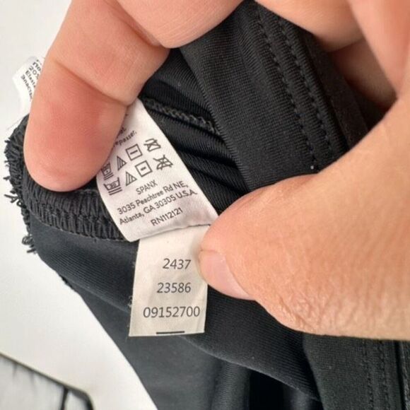 Spanx Faux Leather Leggings Compression Coated Slimming Size Size Medium Black - Picture 10 of 13